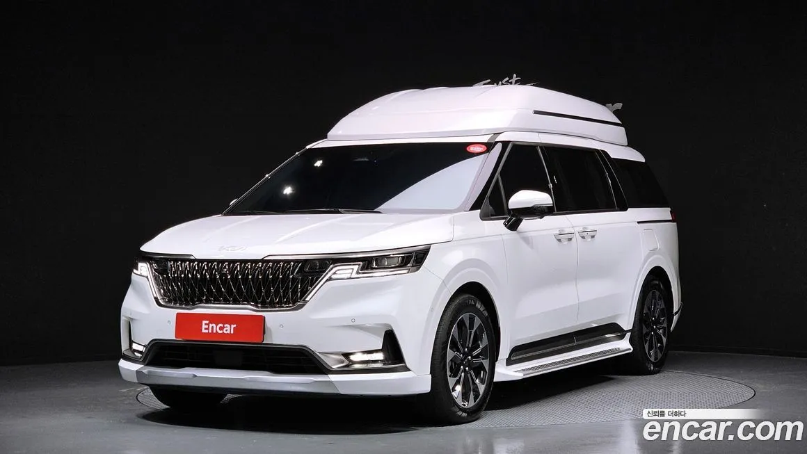 Kia Carnival — фото 1