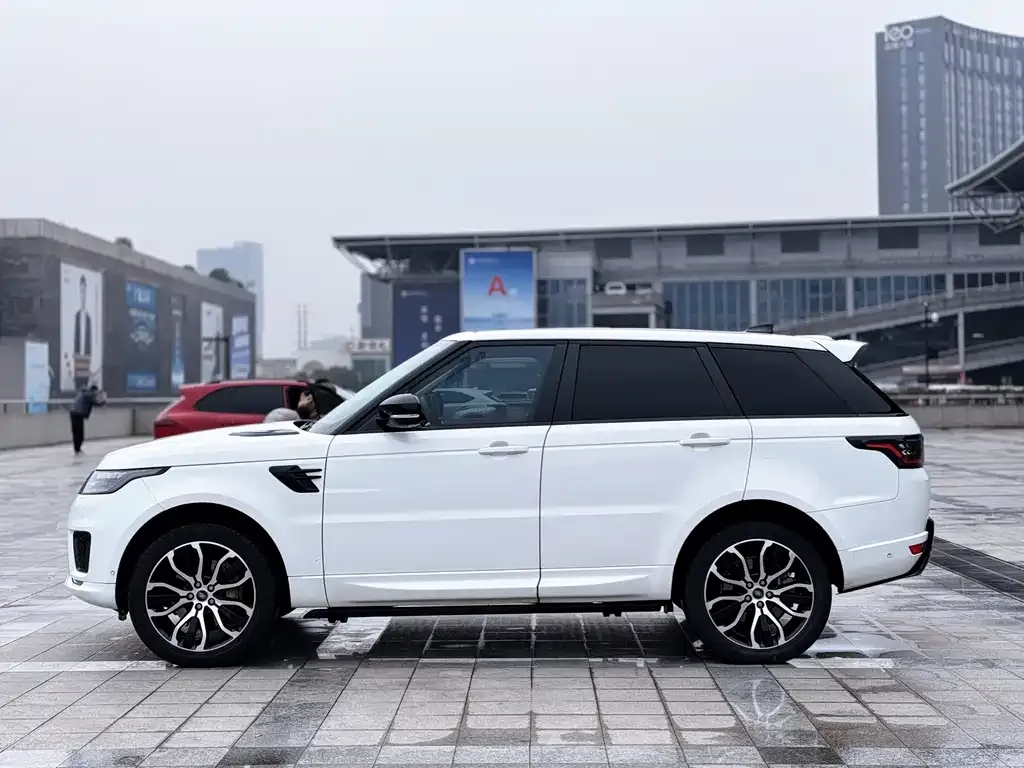 Land Rover Sport — фото 10