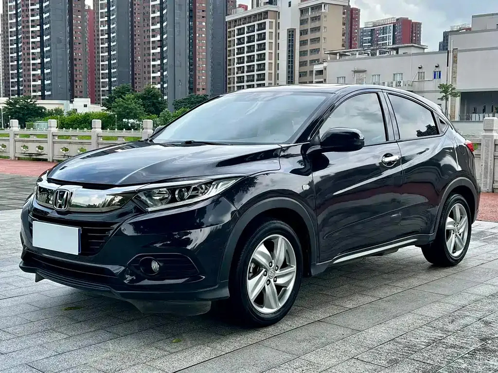 Honda Vezel — фото 1