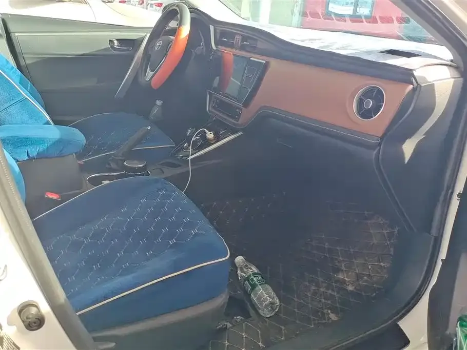 Toyota Corolla Hybrid — фото 7