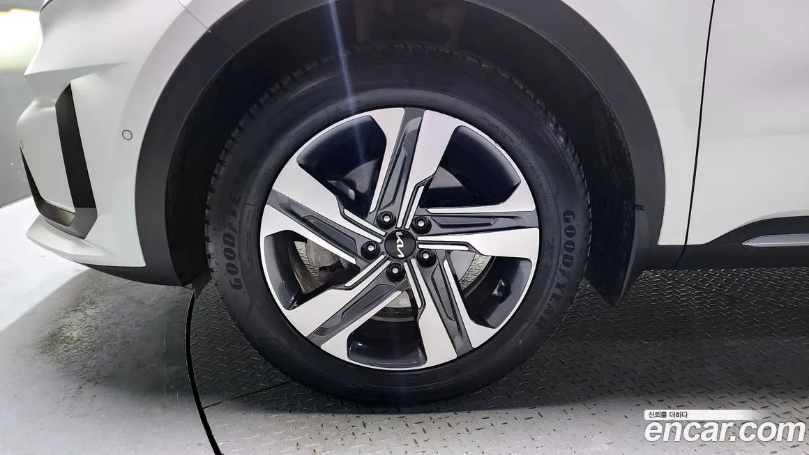 Kia Sorento — фото 7