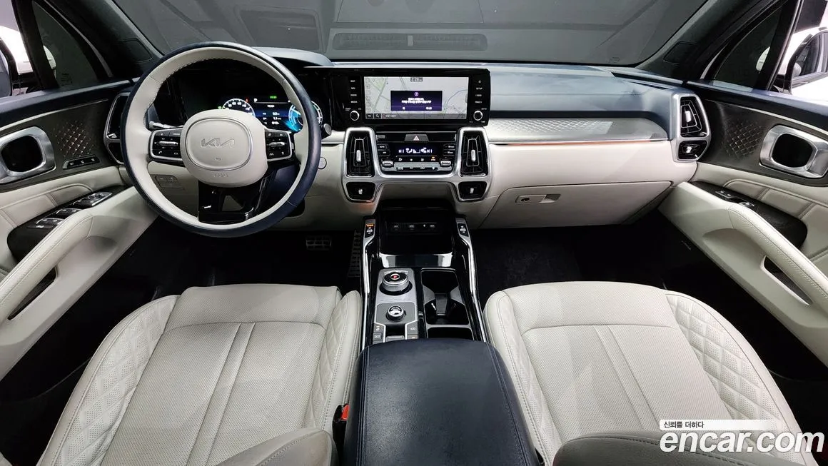 Kia Sorento — фото 8