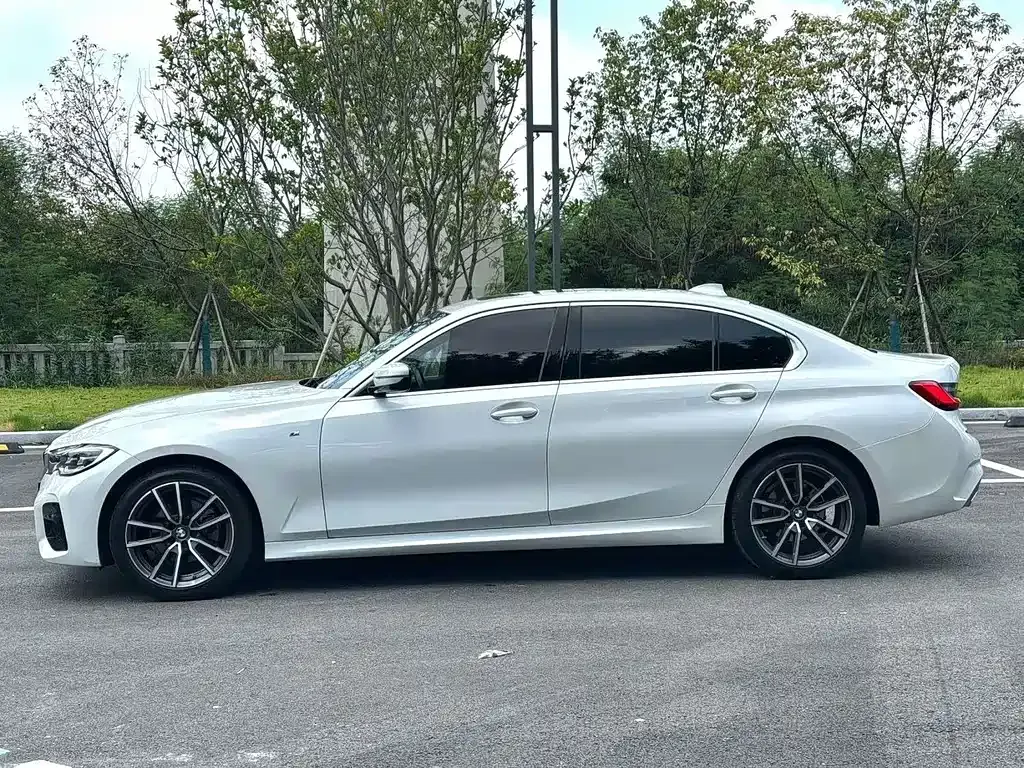 BMW 3 Series — фото 9