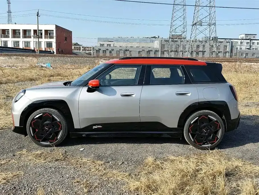 MINI Aceman JCW Electric — фото 7