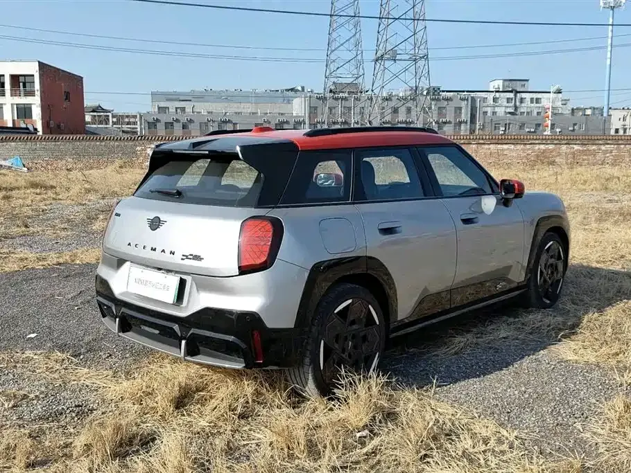 MINI Aceman JCW Electric — фото 9