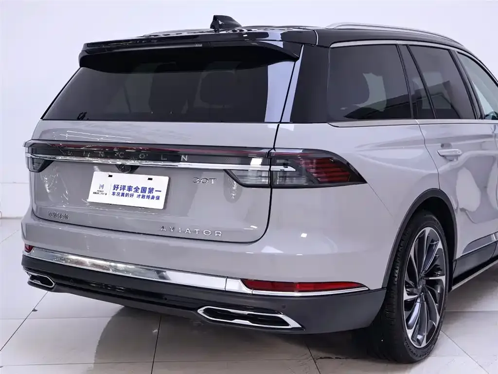 Lincoln Aviator — фото 4