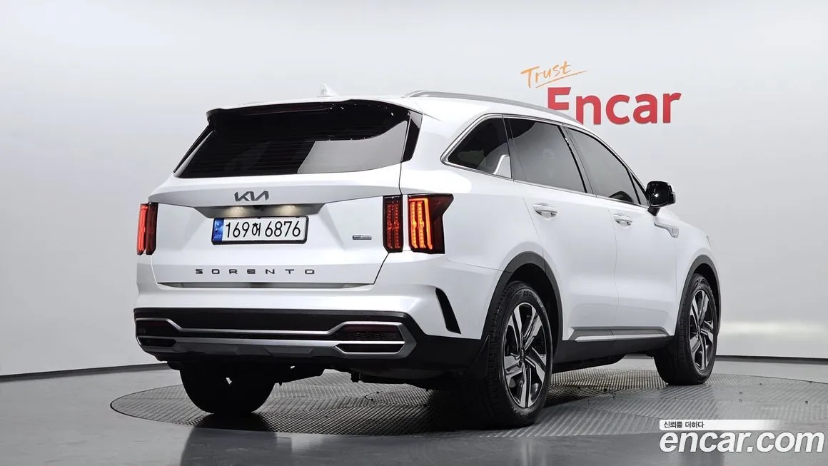 Kia Sorento — фото 3