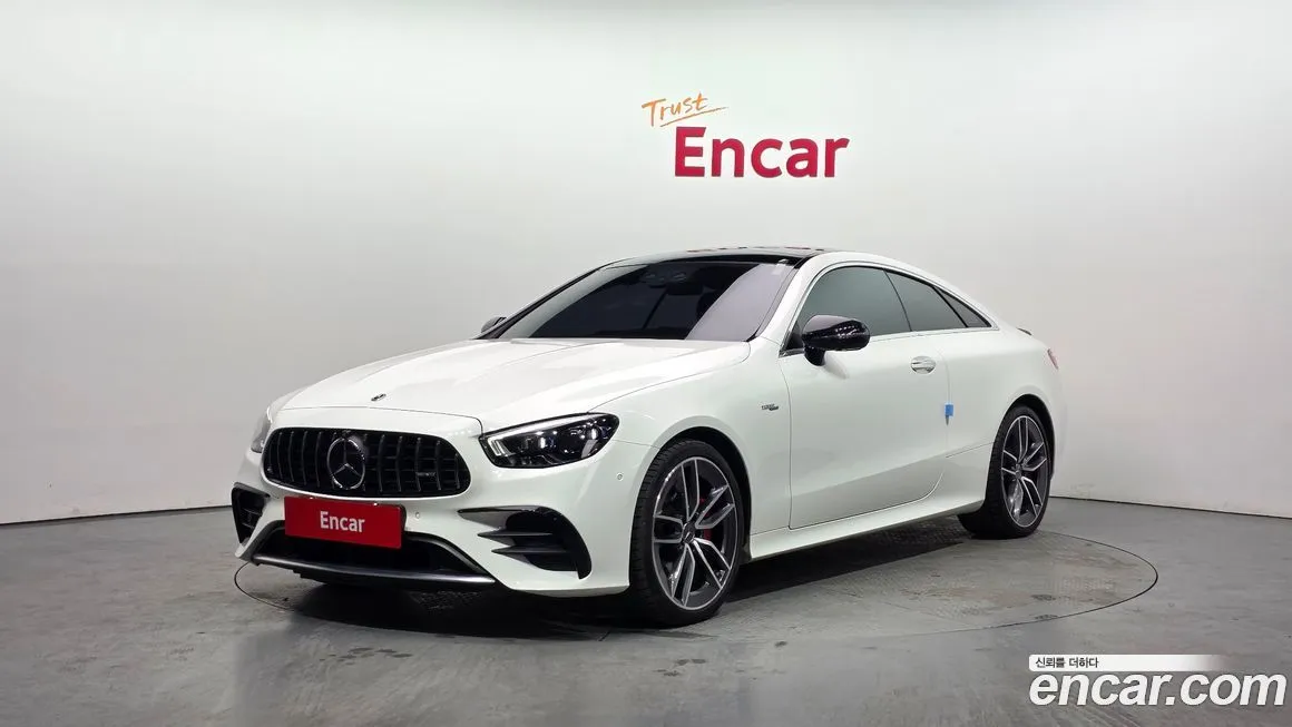 Mercedes-Benz E-Class — фото 1
