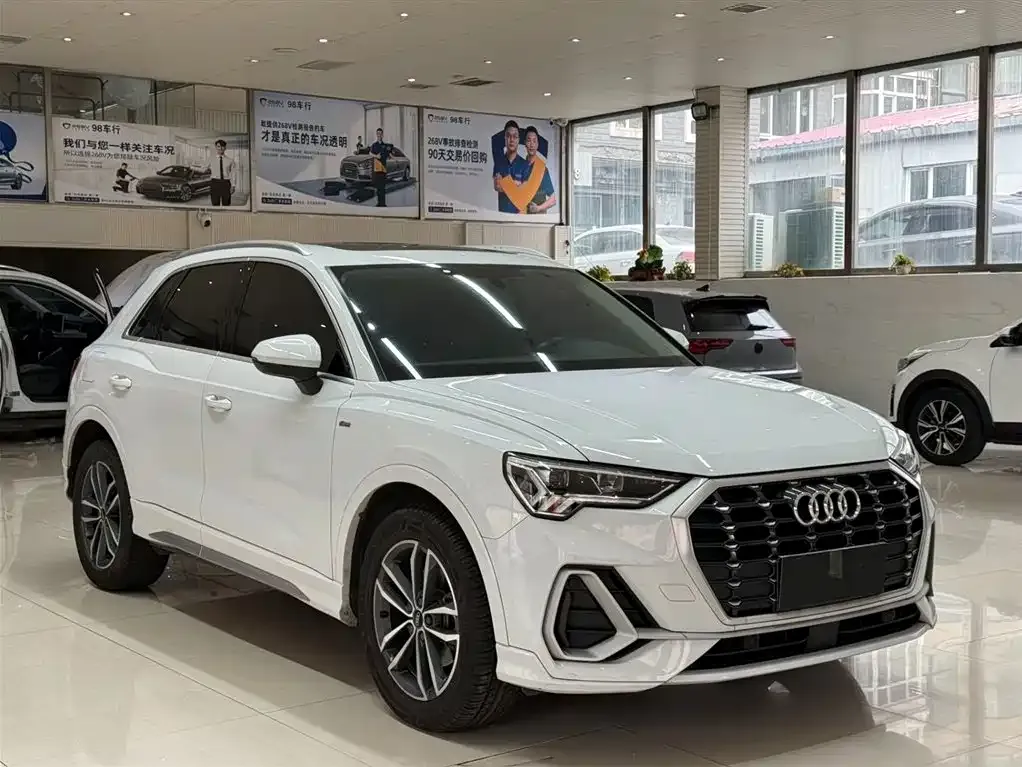 Audi Q3 — фото 4