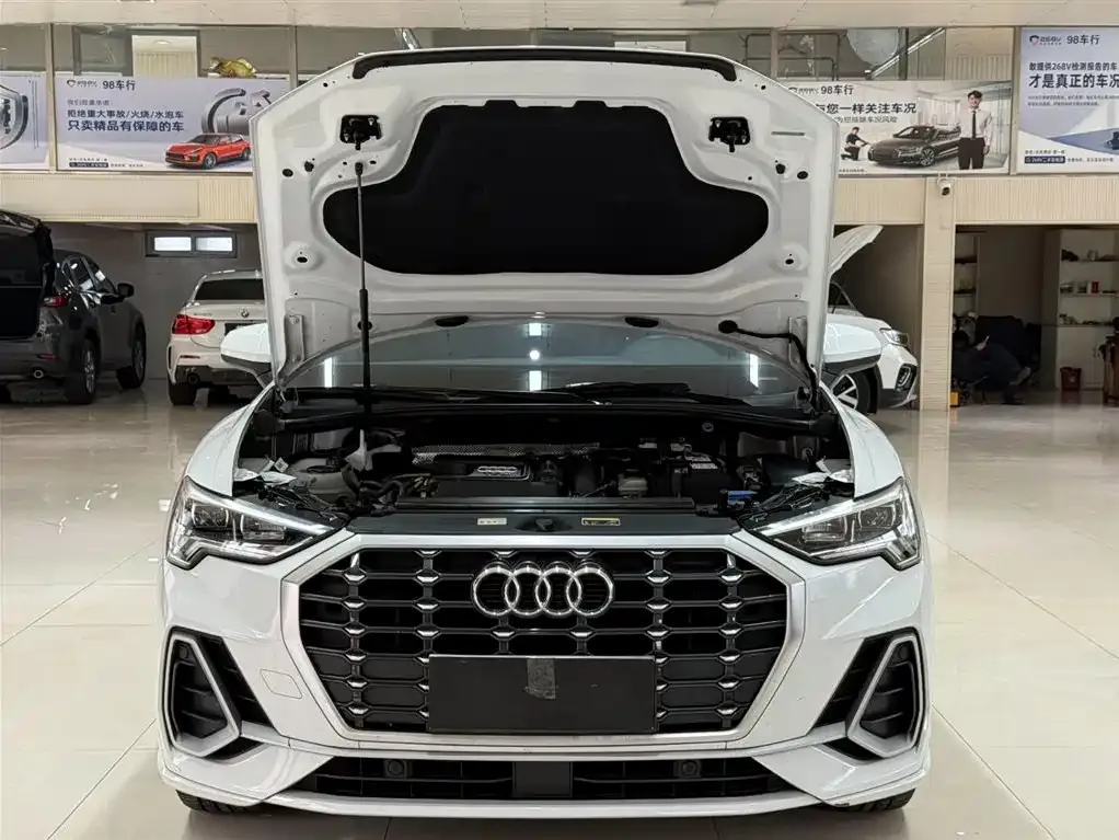 Audi Q3 — фото 3