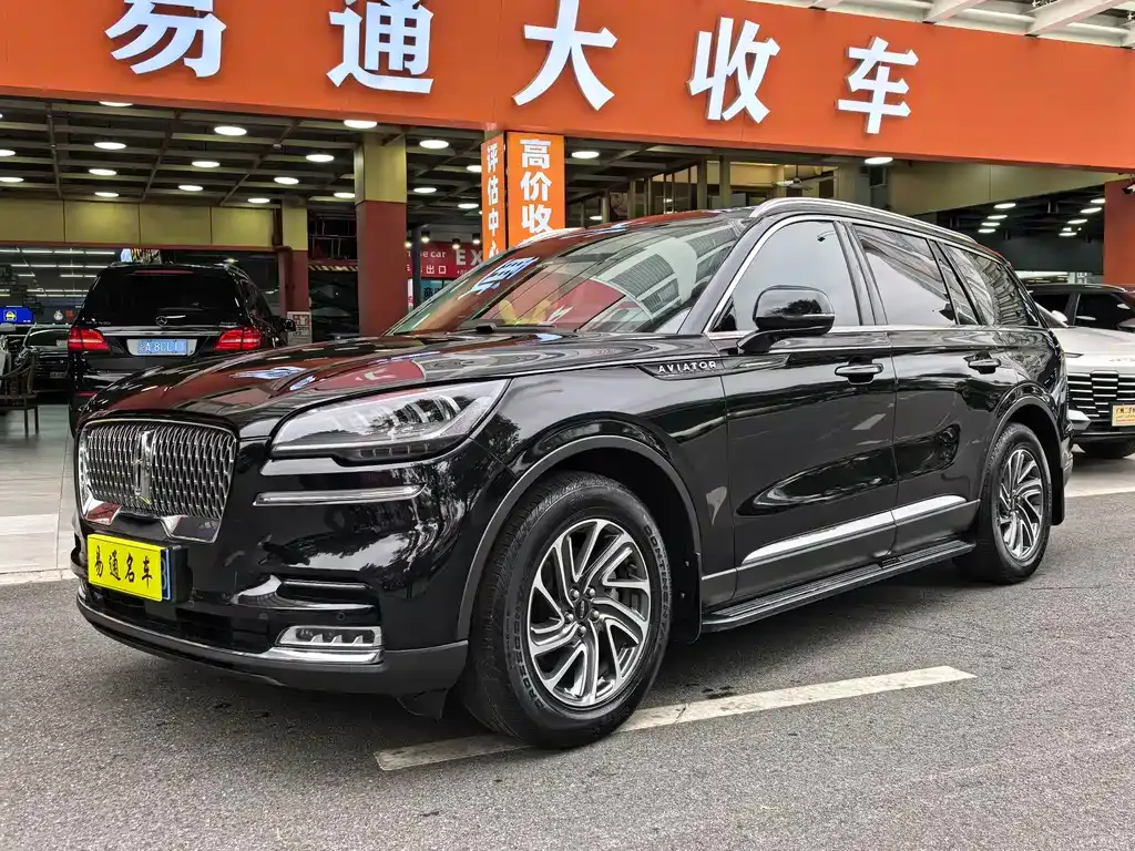 Lincoln Aviator — фото 1