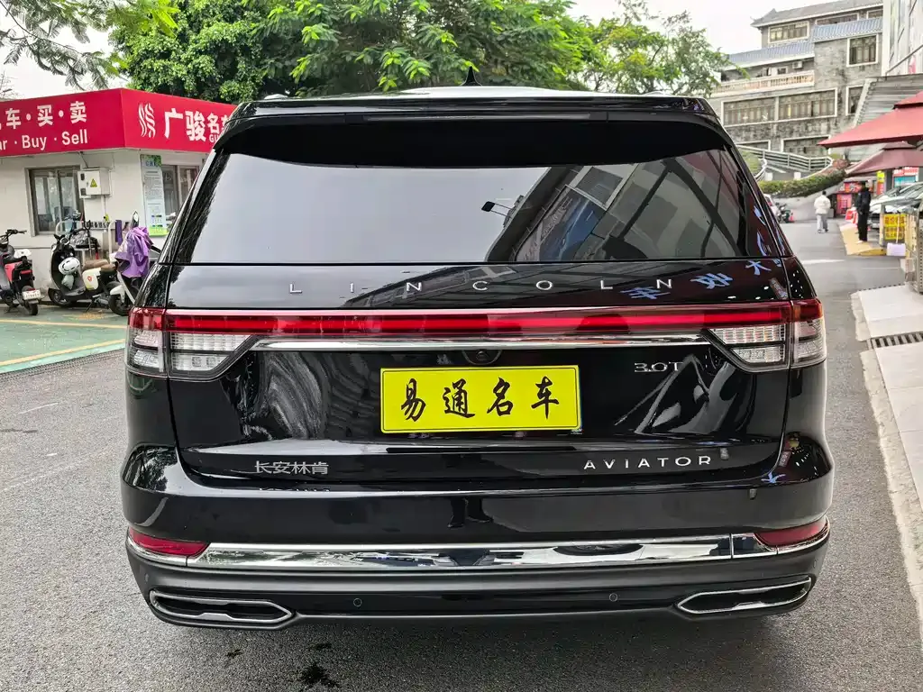 Lincoln Aviator — фото 9