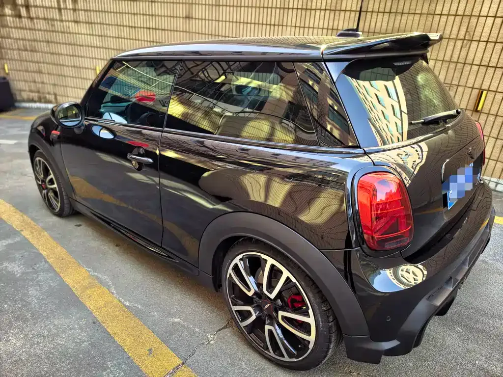 MINI JCW (John Cooper Works) — фото 5