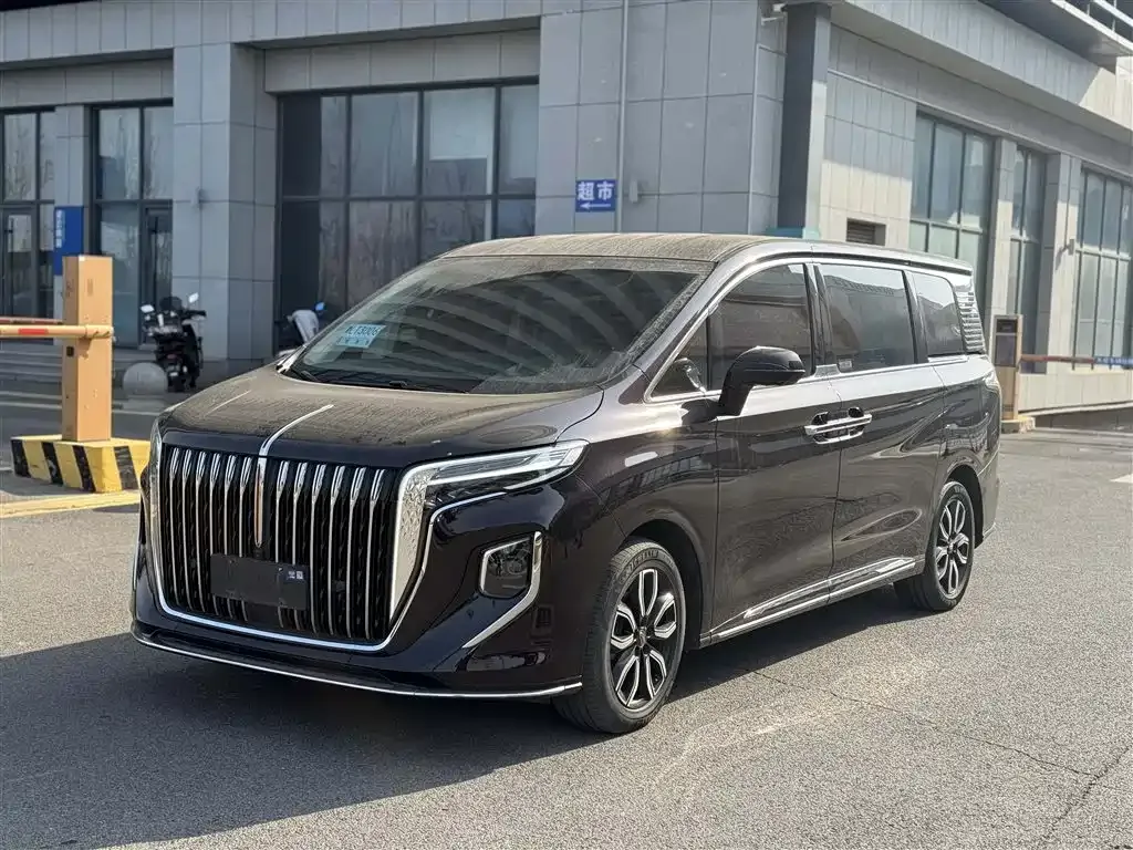 Hongqi HQ9 — фото 1