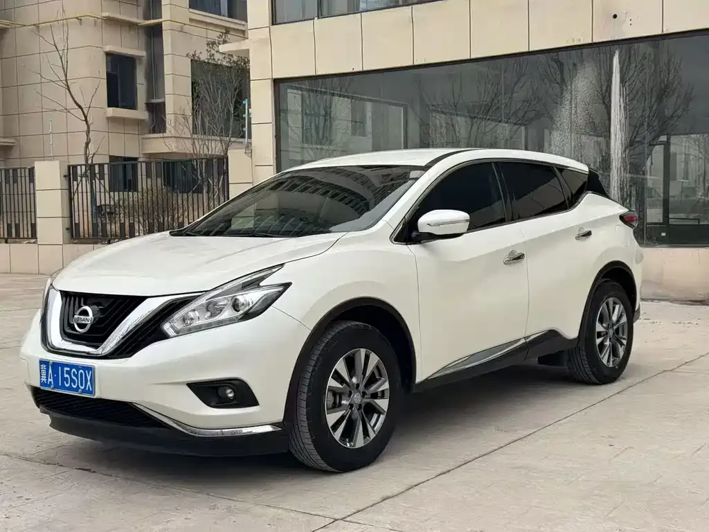 Nissan Murano — фото 1