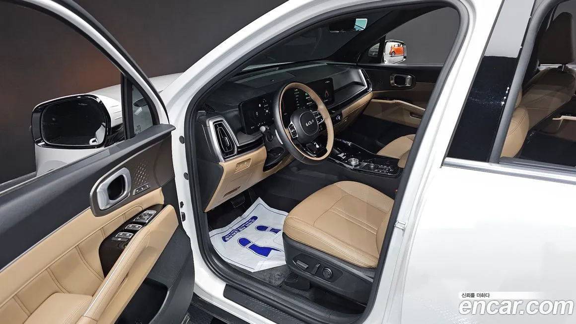 Kia Sorento — фото 7