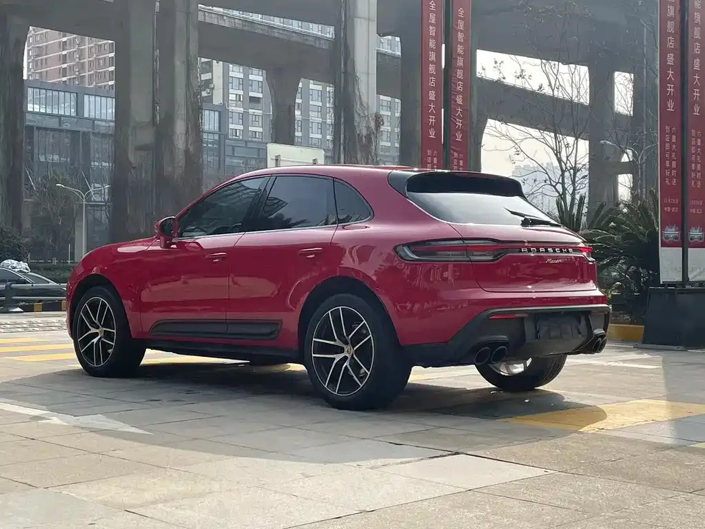 Porsche Macan — фото 10
