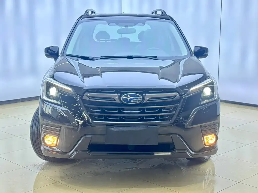 Subaru Forester — фото 8