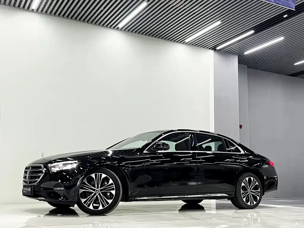 Mercedes-Benz E-Class New Energy — фото 1