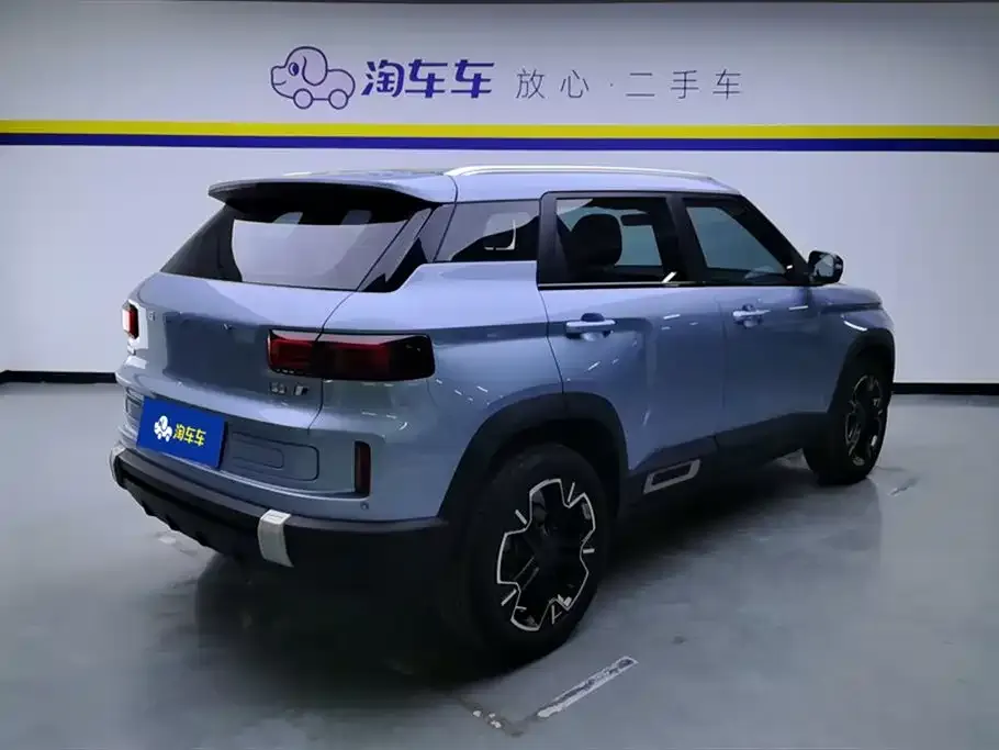Geely Icon — фото 4