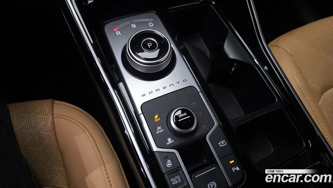 Kia Sorento — фото 6