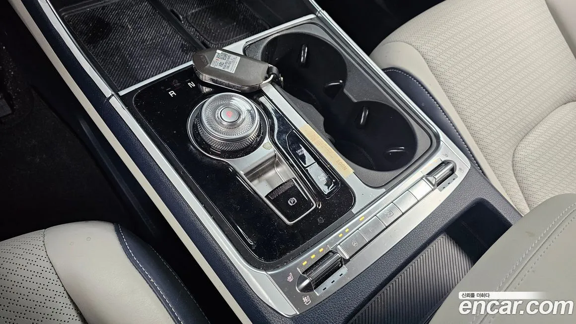 Kia Carnival — фото 10