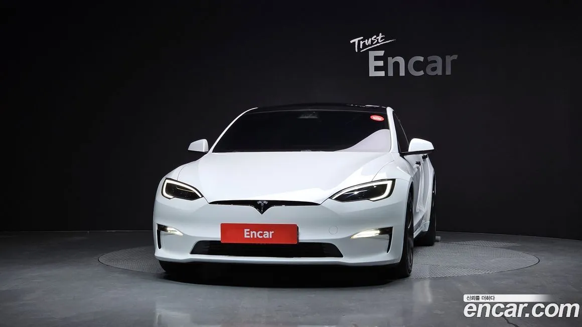 Tesla Model S — фото 3