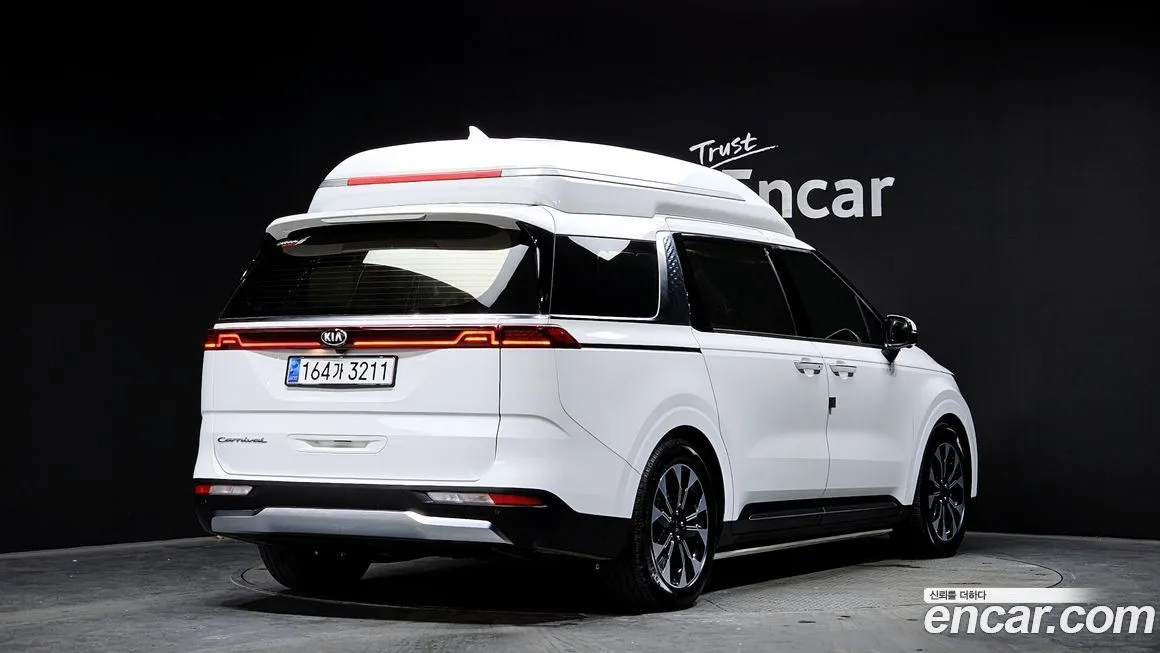 Kia Carnival — фото 2