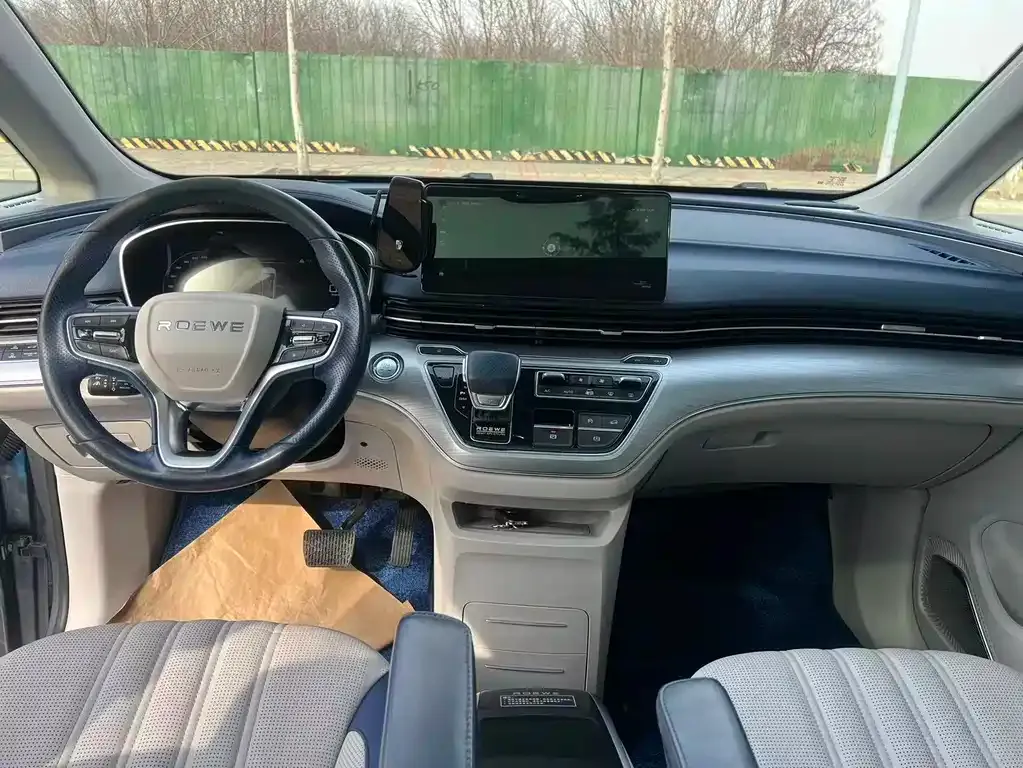 Roewe iMAX8 — фото 6
