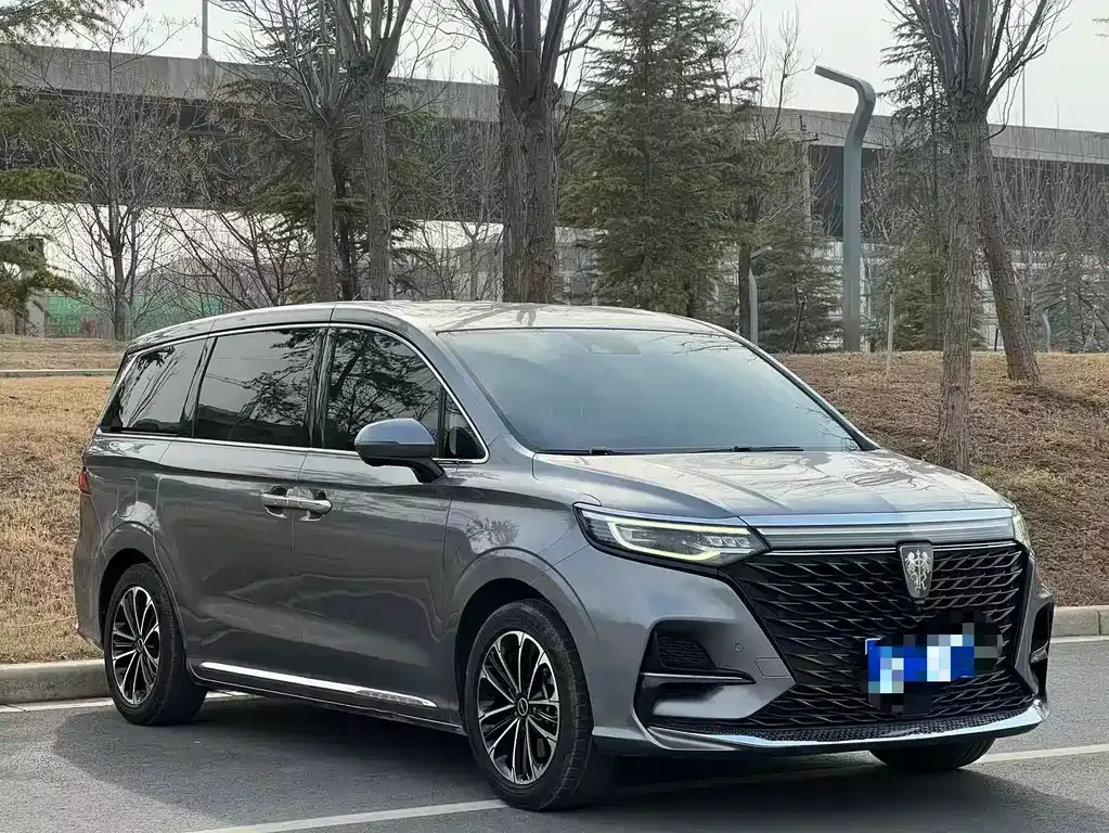 Roewe iMAX8 — фото 2