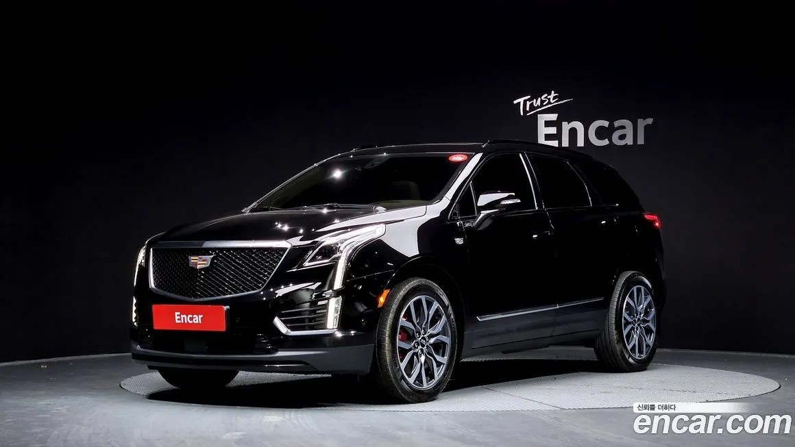 Cadillac XT5 — фото 1