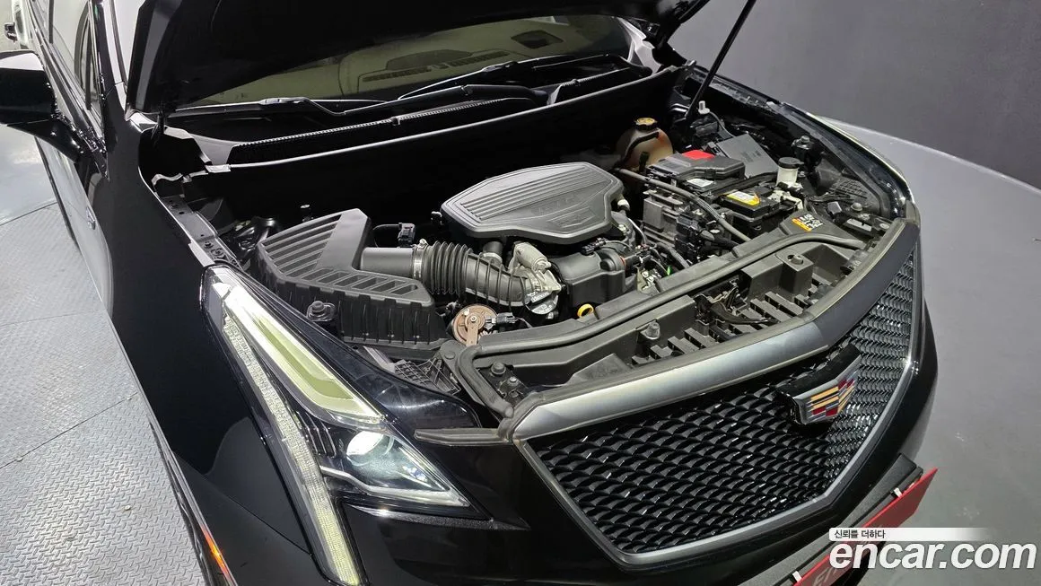 Cadillac XT5 — фото 9