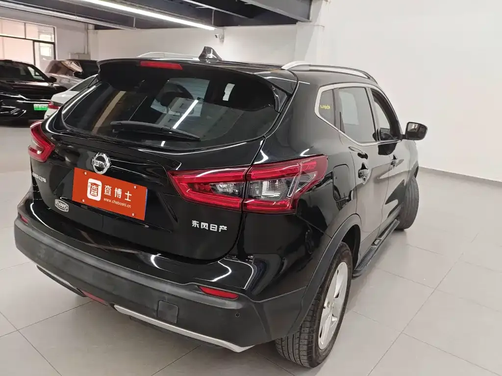 Nissan Qashqai — фото 3