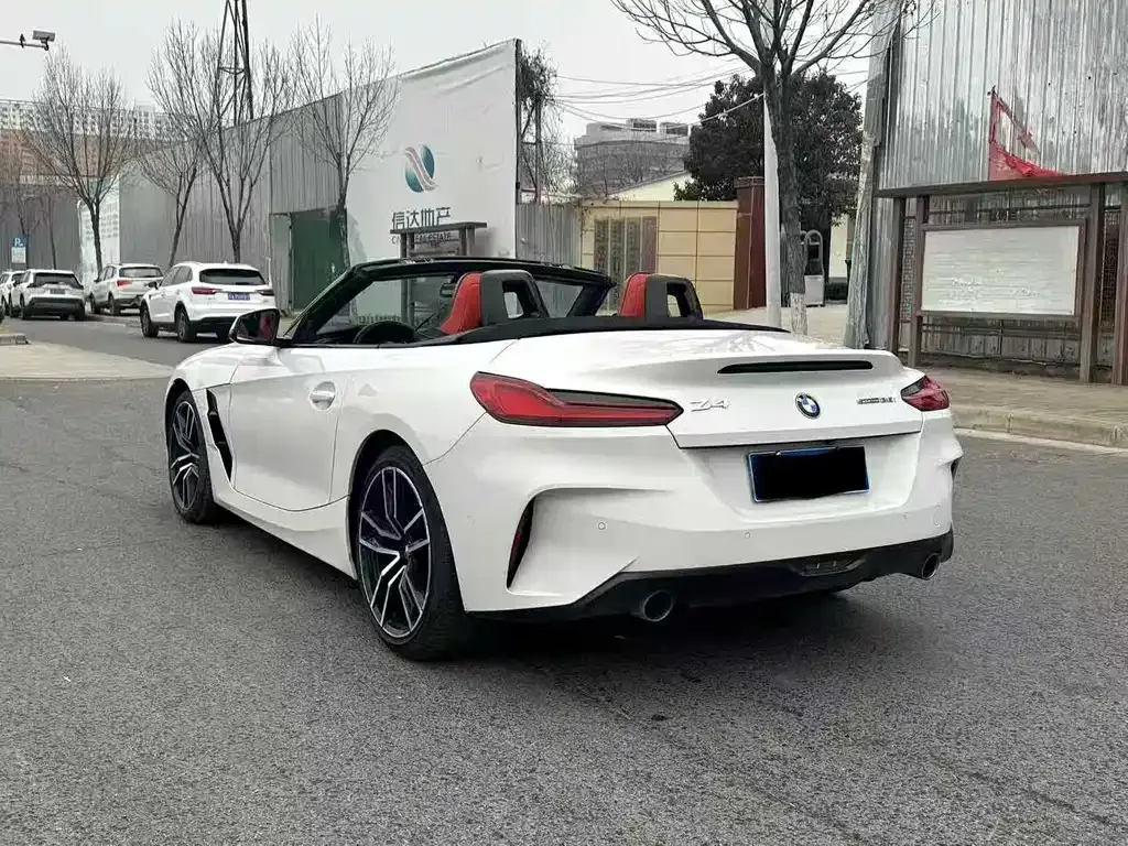 BMW Z4 — фото 9
