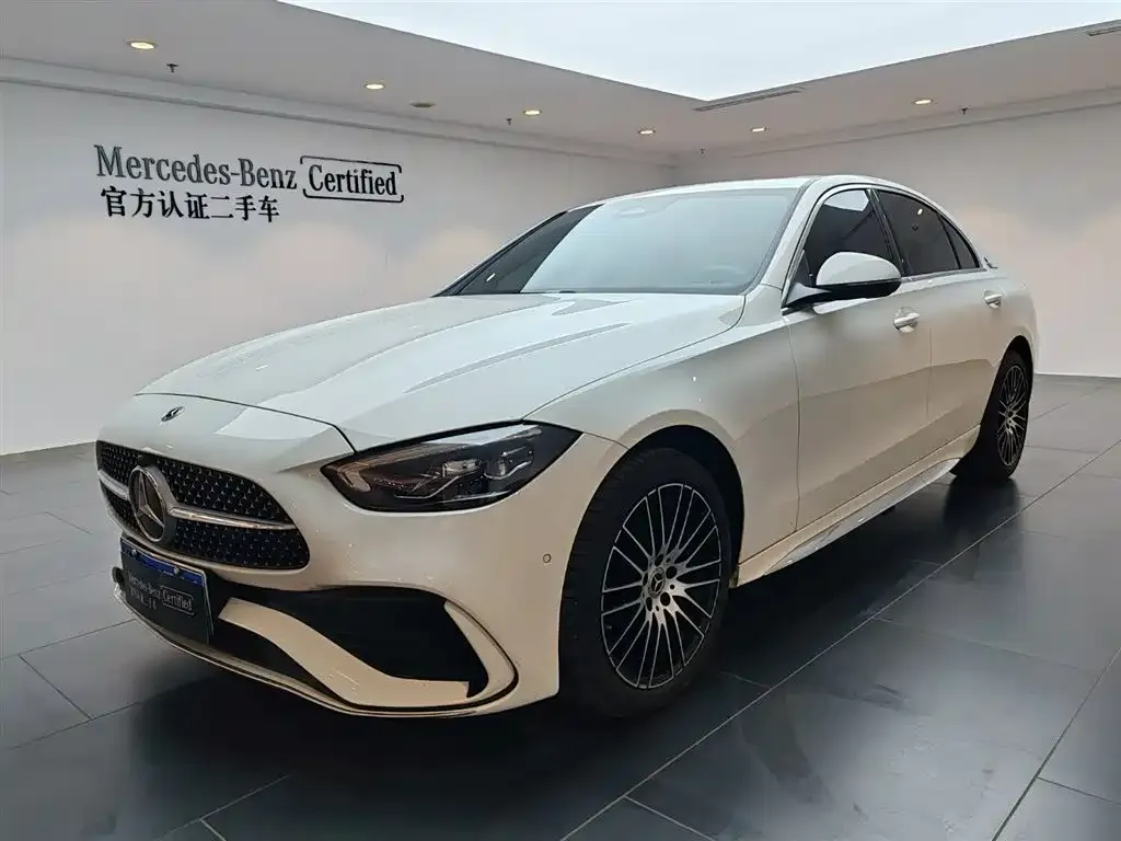 Mercedes-Benz C-Class — фото 1