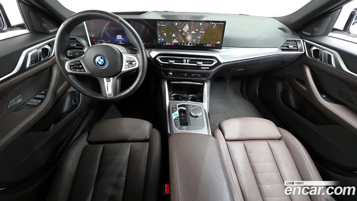BMW i4 — фото 8