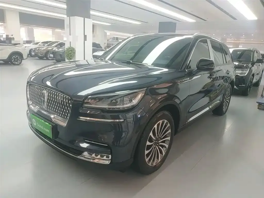 Lincoln Aviator — фото 1