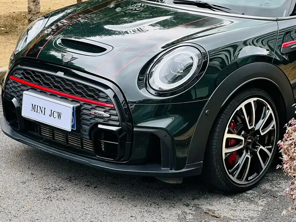 MINI JCW (John Cooper Works) — фото 8