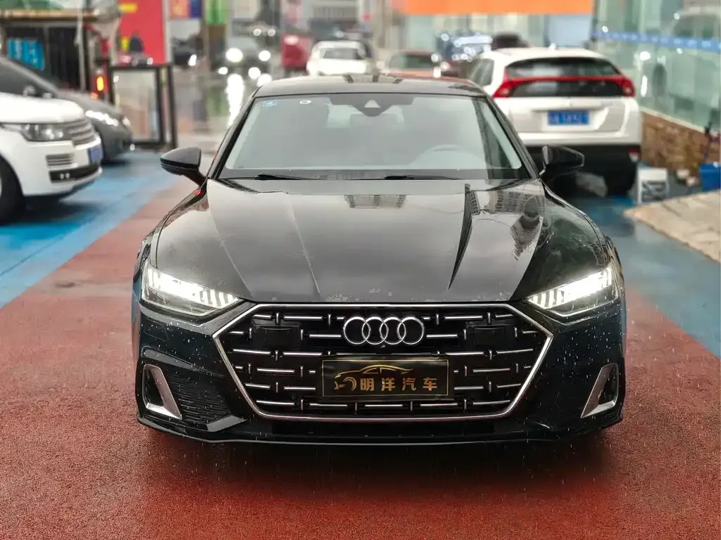 Audi A7L — фото 5