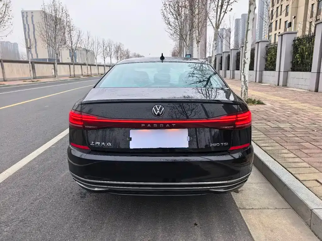 Volkswagen Passat — фото 9