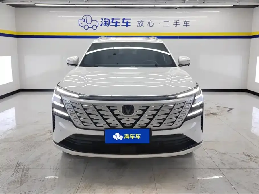 Changan CS75PLUS — фото 8