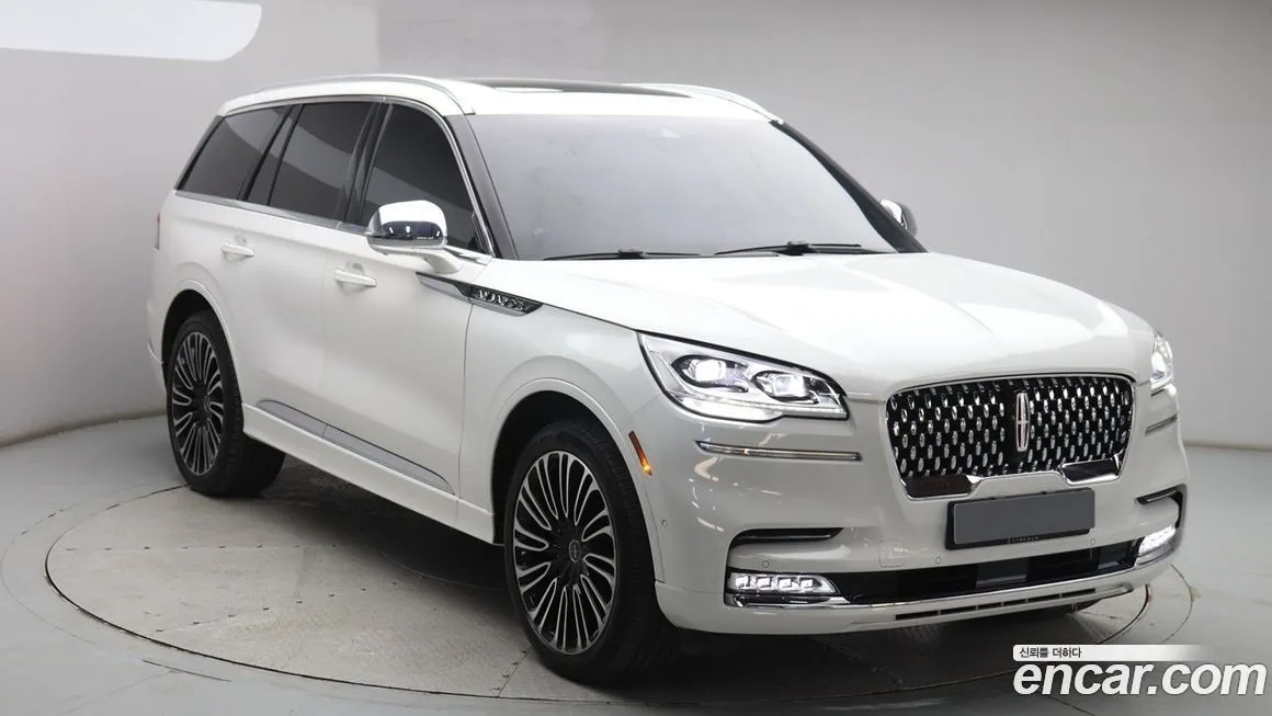 Lincoln Aviator — фото 2