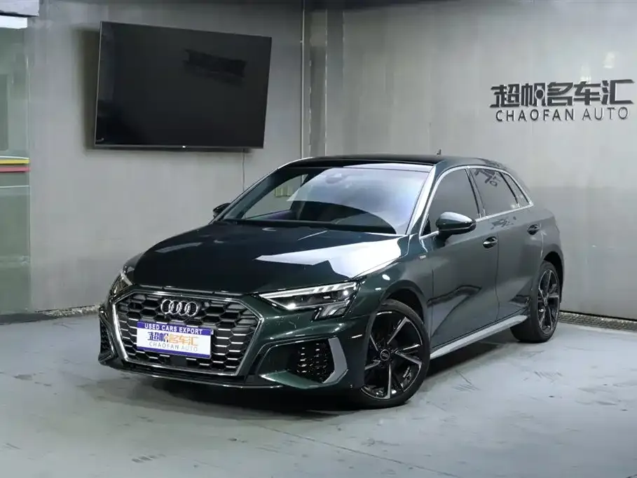 Audi A3 — фото 1