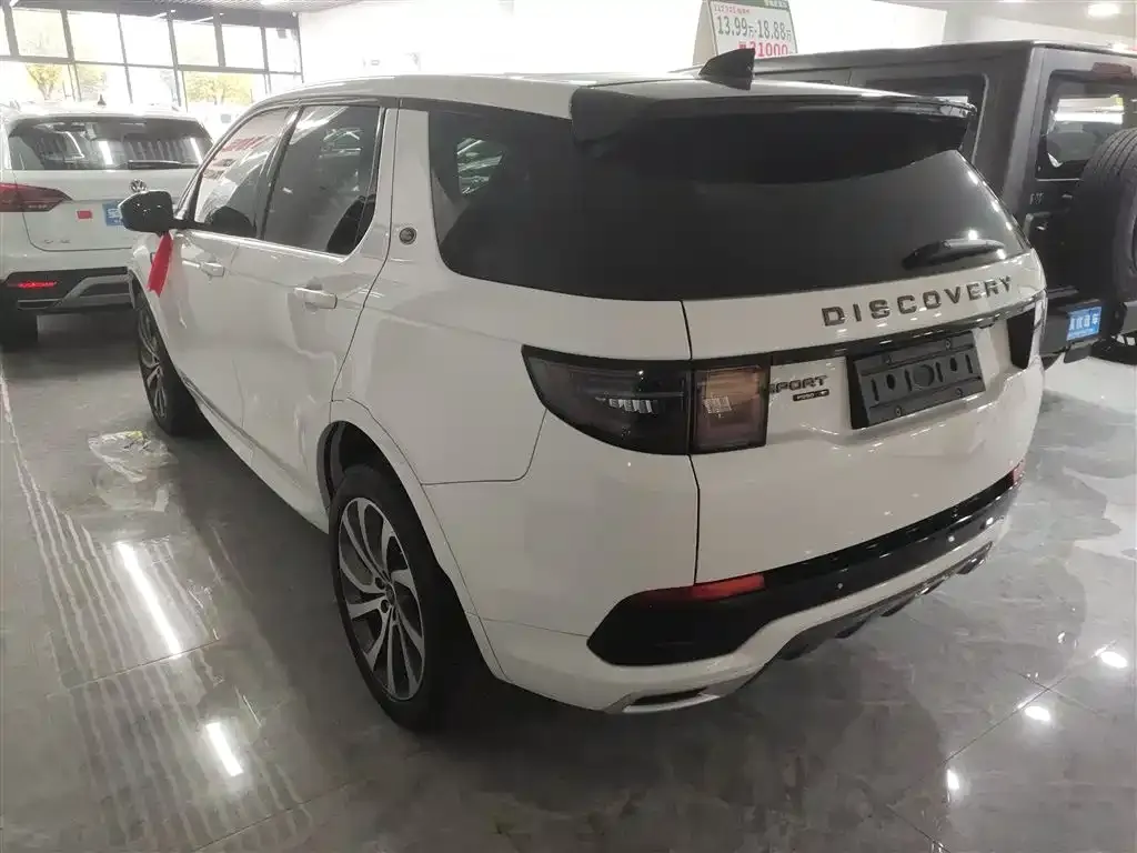 Land Rover Discovery Sport — фото 10