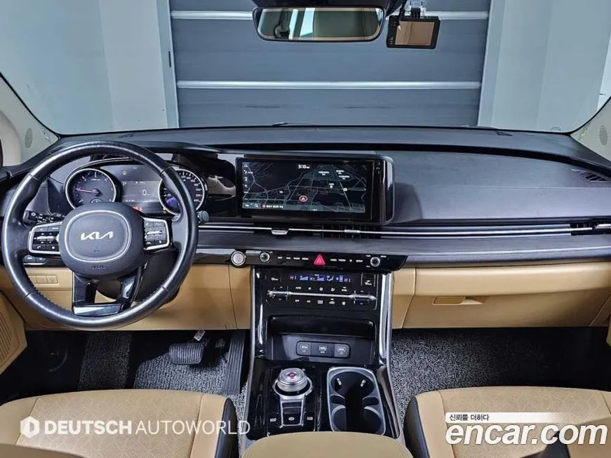 Kia Carnival — фото 10