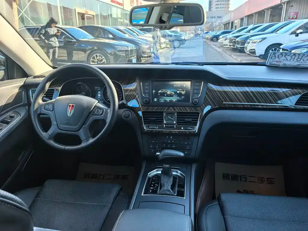 Hongqi H7 — фото 10