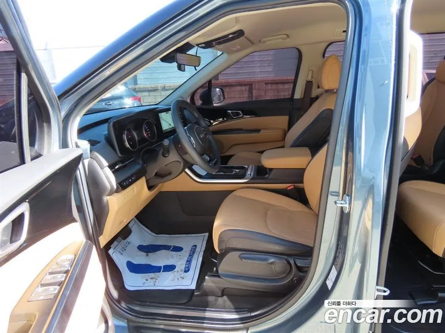 Kia Carnival — фото 2