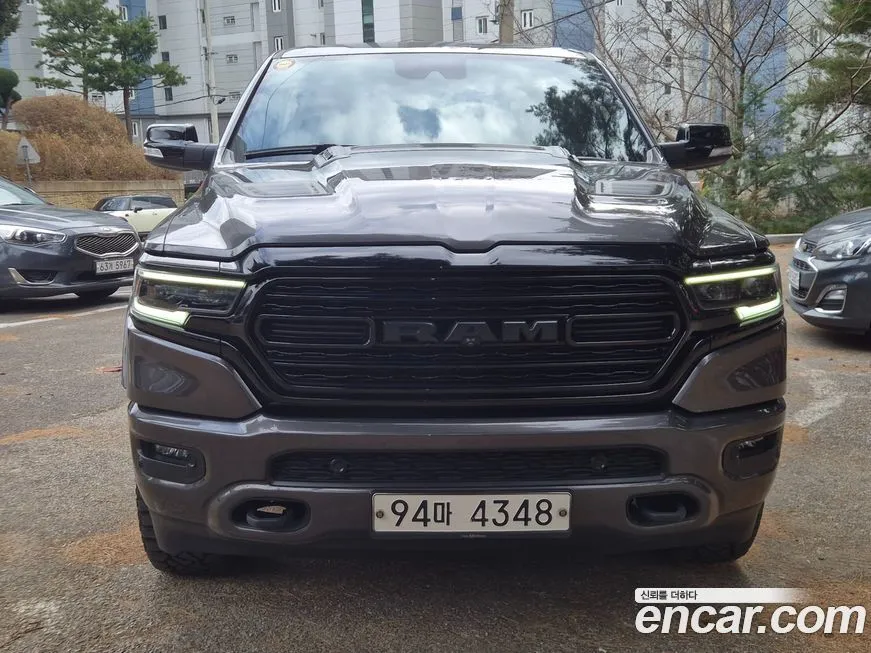 Dodge Ram Pick Up — фото 1
