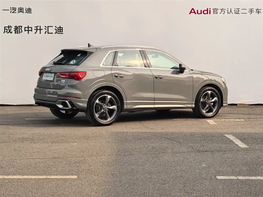 Audi Q3 — фото 5