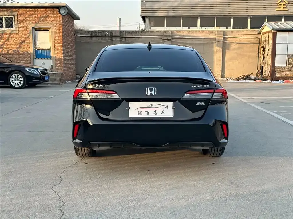 Honda Inspire — фото 8